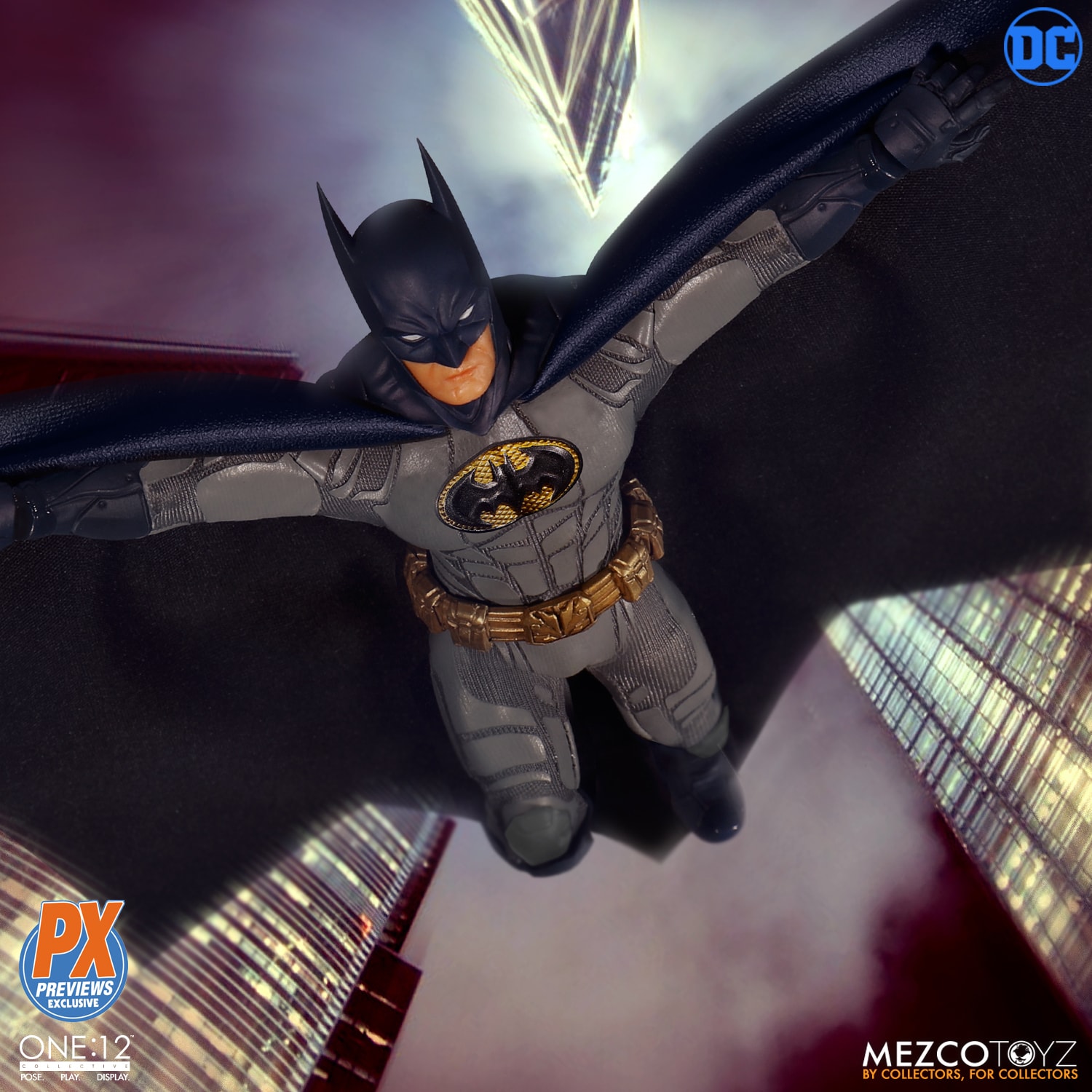 Mezco batman sovereign knight px clearance exclusive