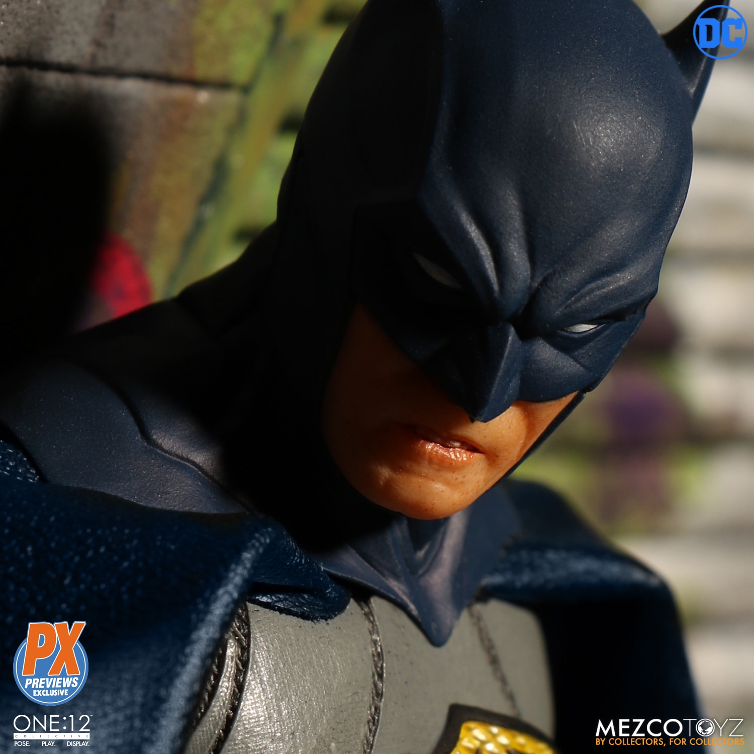 mezco one 12 sovereign knight