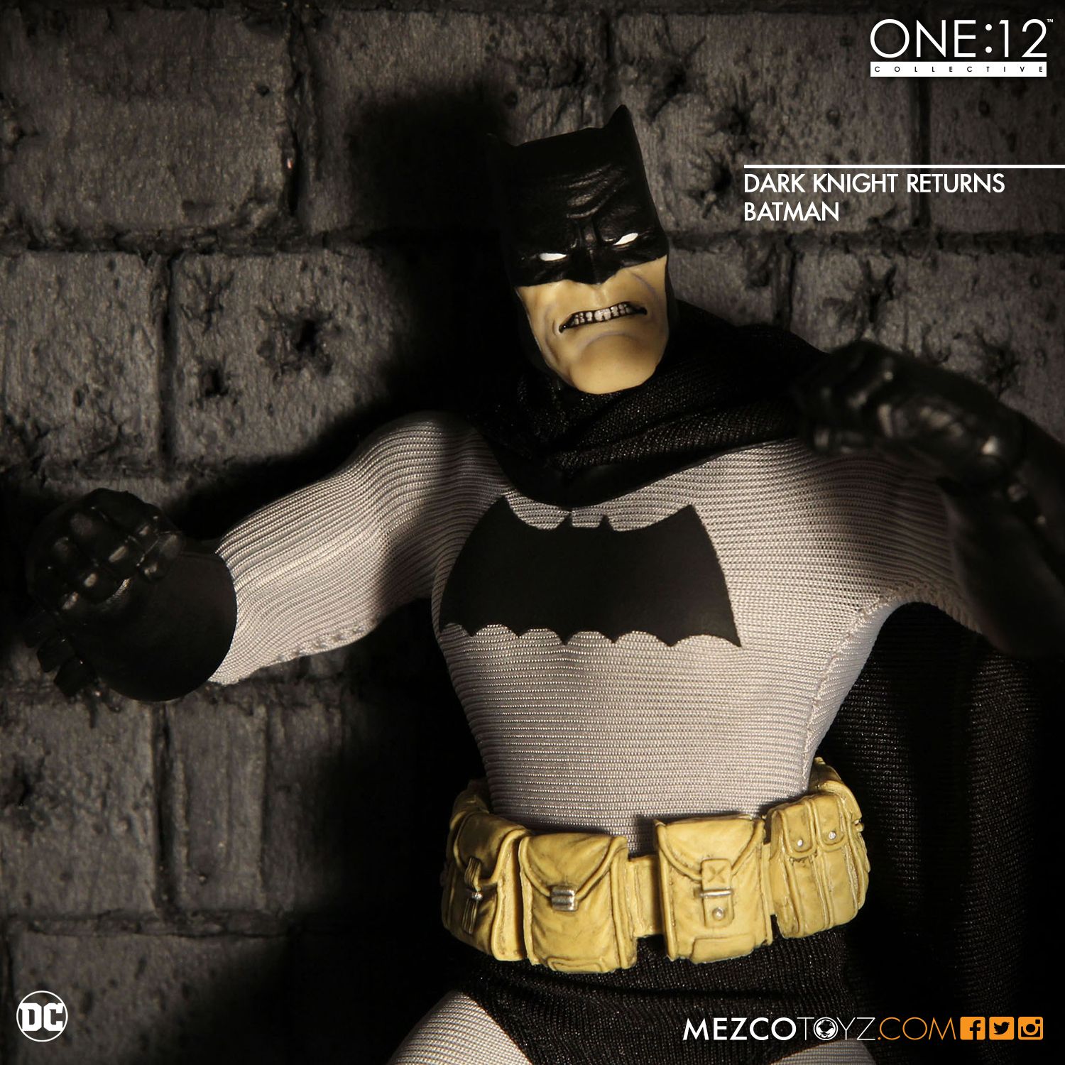 mezco one 12 batman the dark knight returns